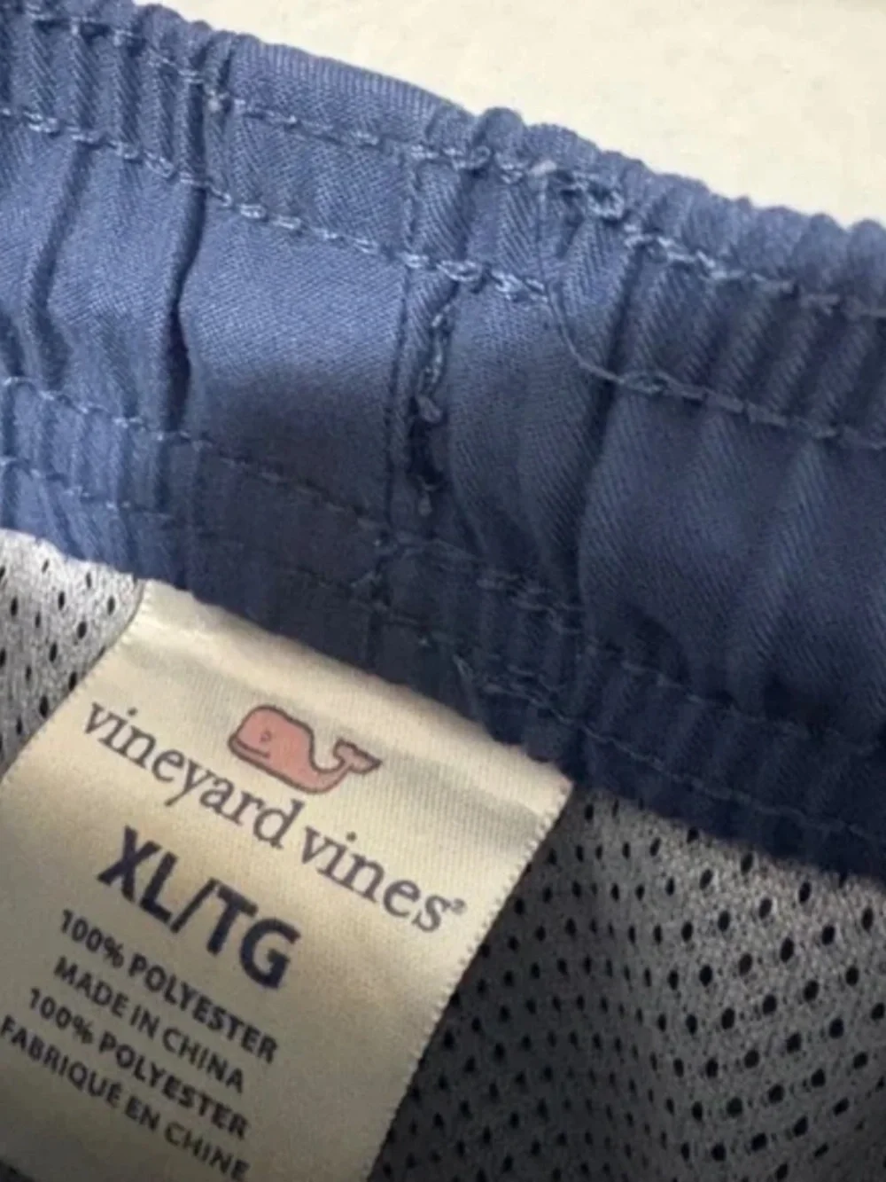 Vineyard Vines Pieced Surfboard Chappy Swim Trunks Men's size XL 6